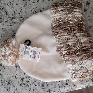 Women's stylish winter hat